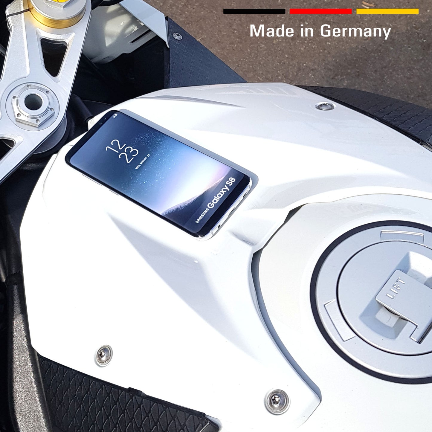 Invisible magnetic mobile phone holder for BMW S1000RR/R